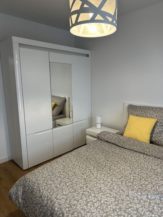 2pokojowe mieszkanie z podziemnym miejscem parkingowym b.blisko morza