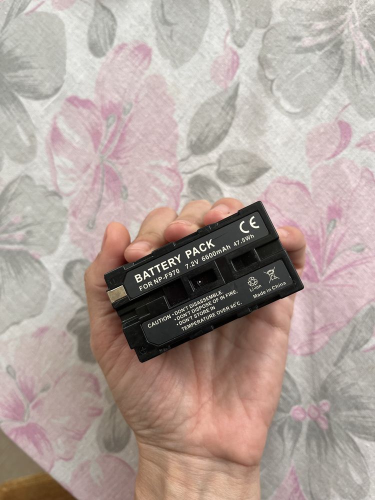 Battery Np-F f970 f570 2600mAh 6600mAh
