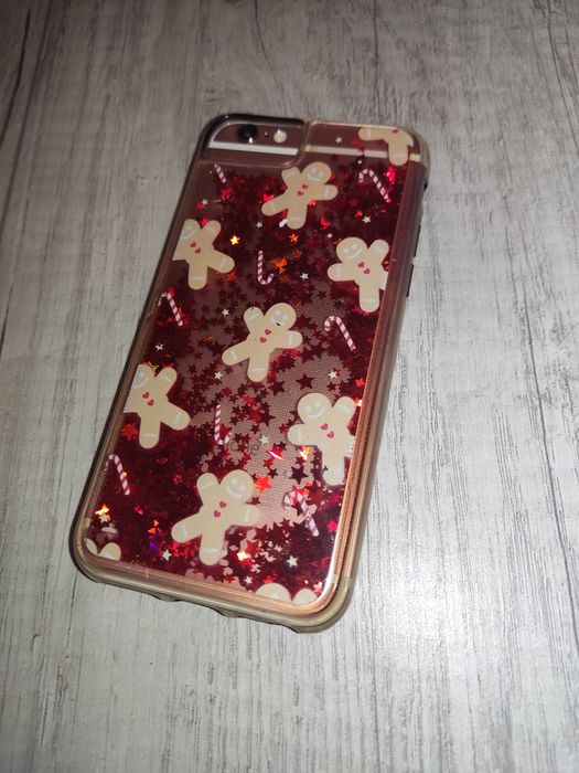 Case świąteczny Sinsay