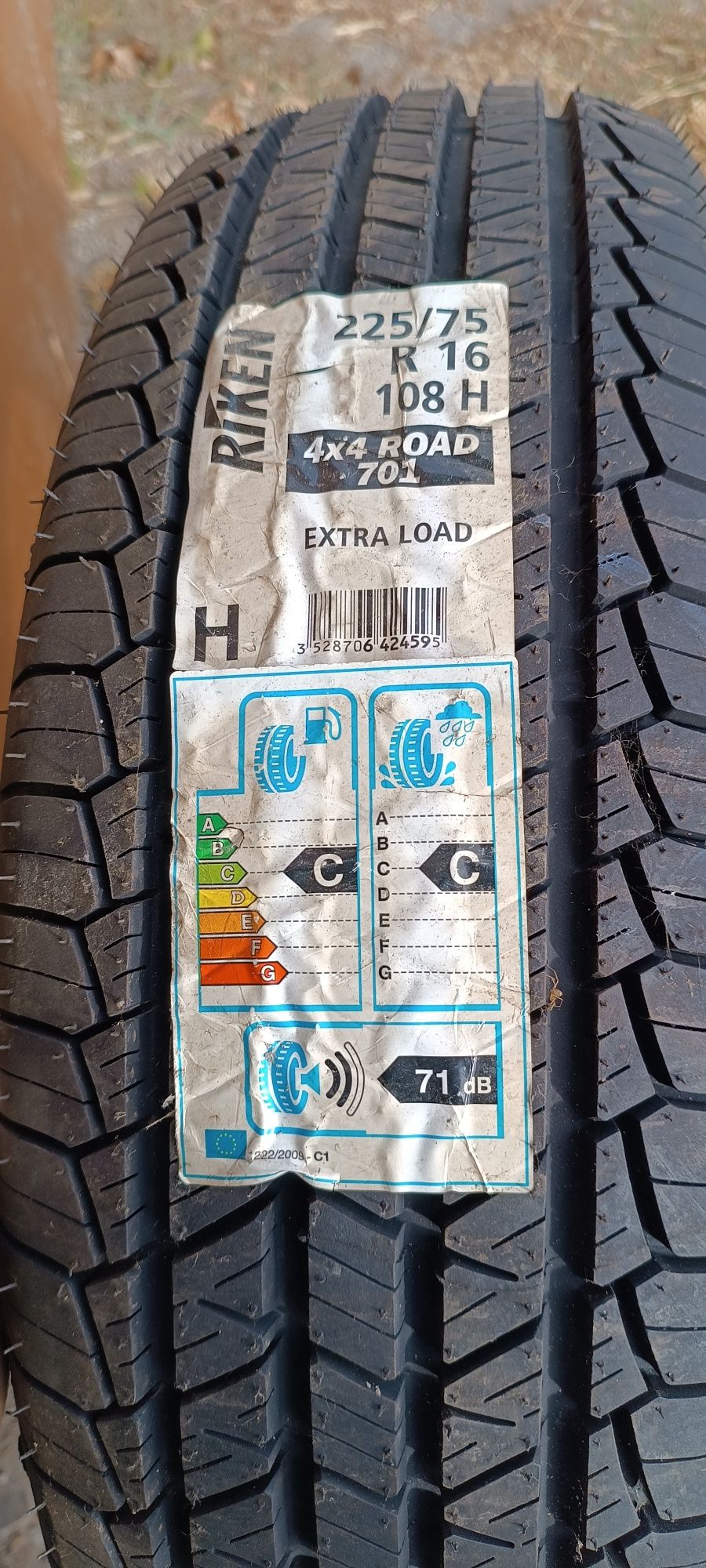 Шина Riken 701 4X4 ROAD 225/75 R16
Шины 225/75 R16 фирмы "Riken Road"