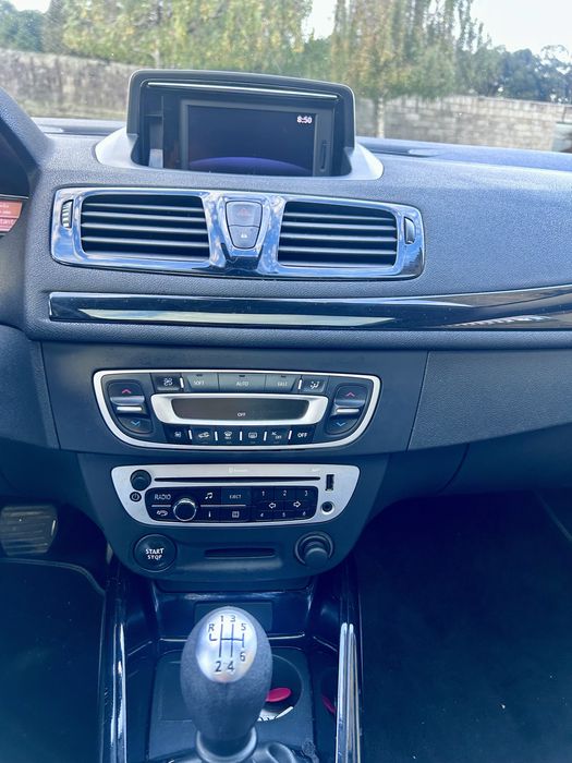 Renault Megane Coupe - Bose Edition - full extras