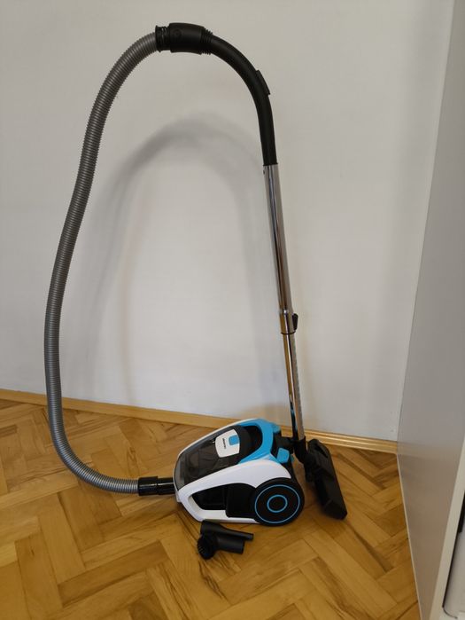 Odkurzacz Bezworkowy Cyklonowy BLAUPUNKT VCC301