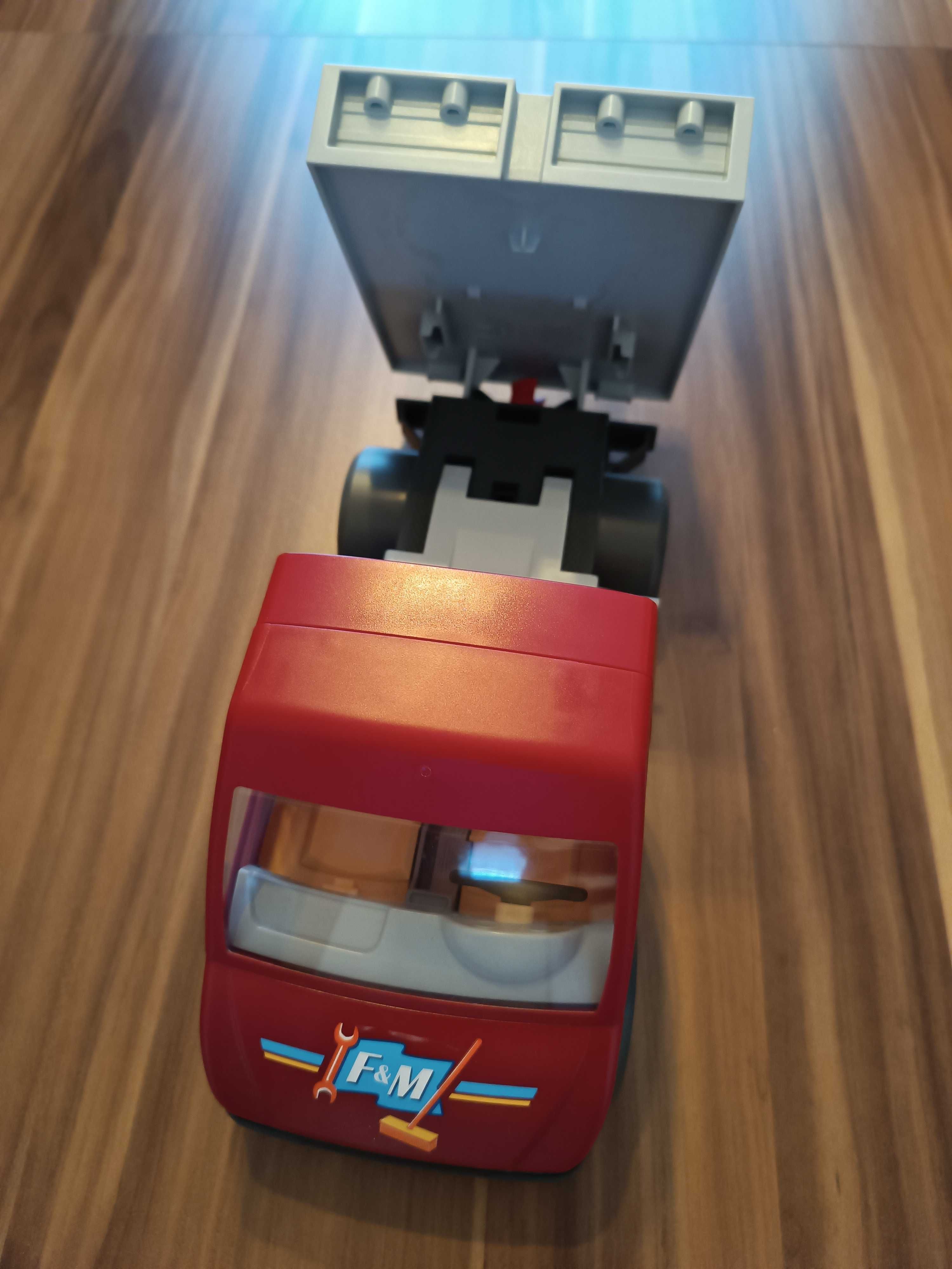 Auto Playmobil z otwieraną przyczepą