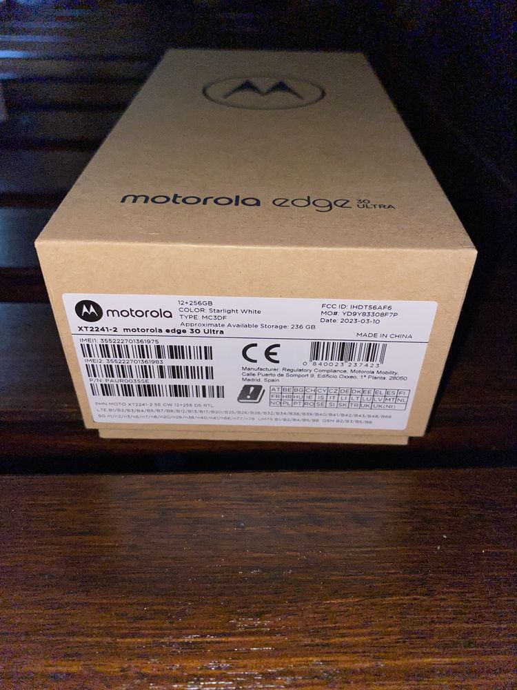 Smartfon Motorola Edge 30 Ultra 256 G