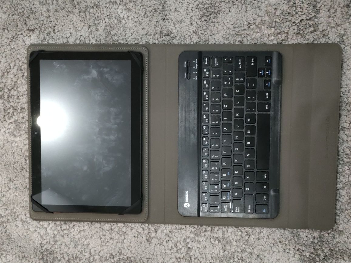 Capa Tablet 10.1" ou até 10.5"  com Teclado