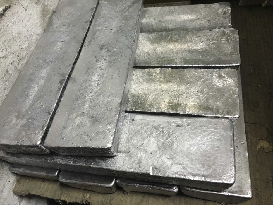 Chumbo em lingote para contapesos barcos e karts  chumbeiras