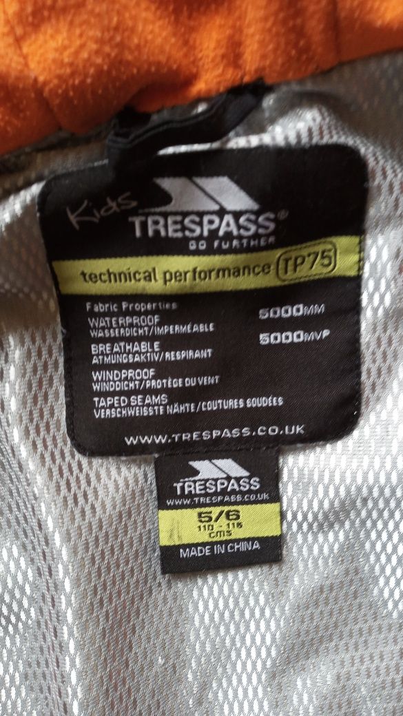 Kurtka narciarska trespass technical performance na 5- 6 lat