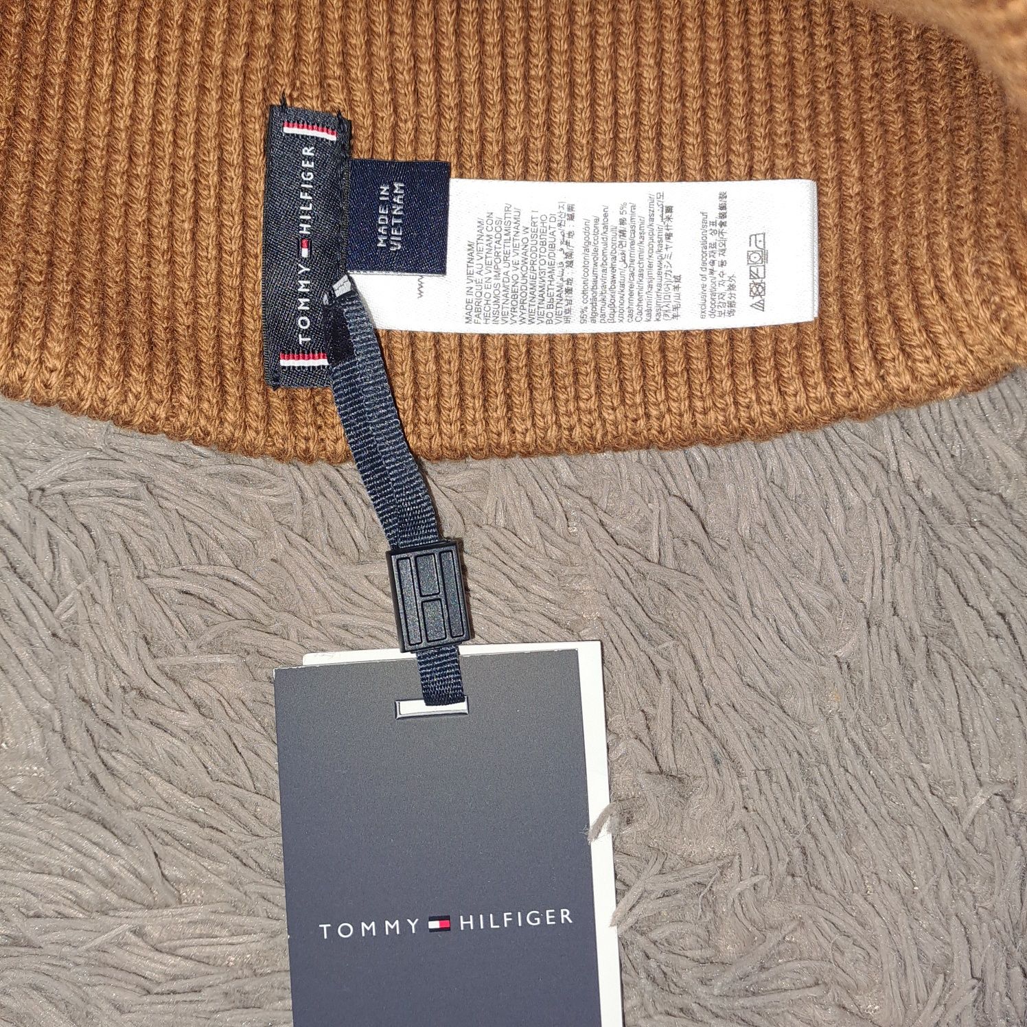 Шапка Tommy Hilfiger оригінал