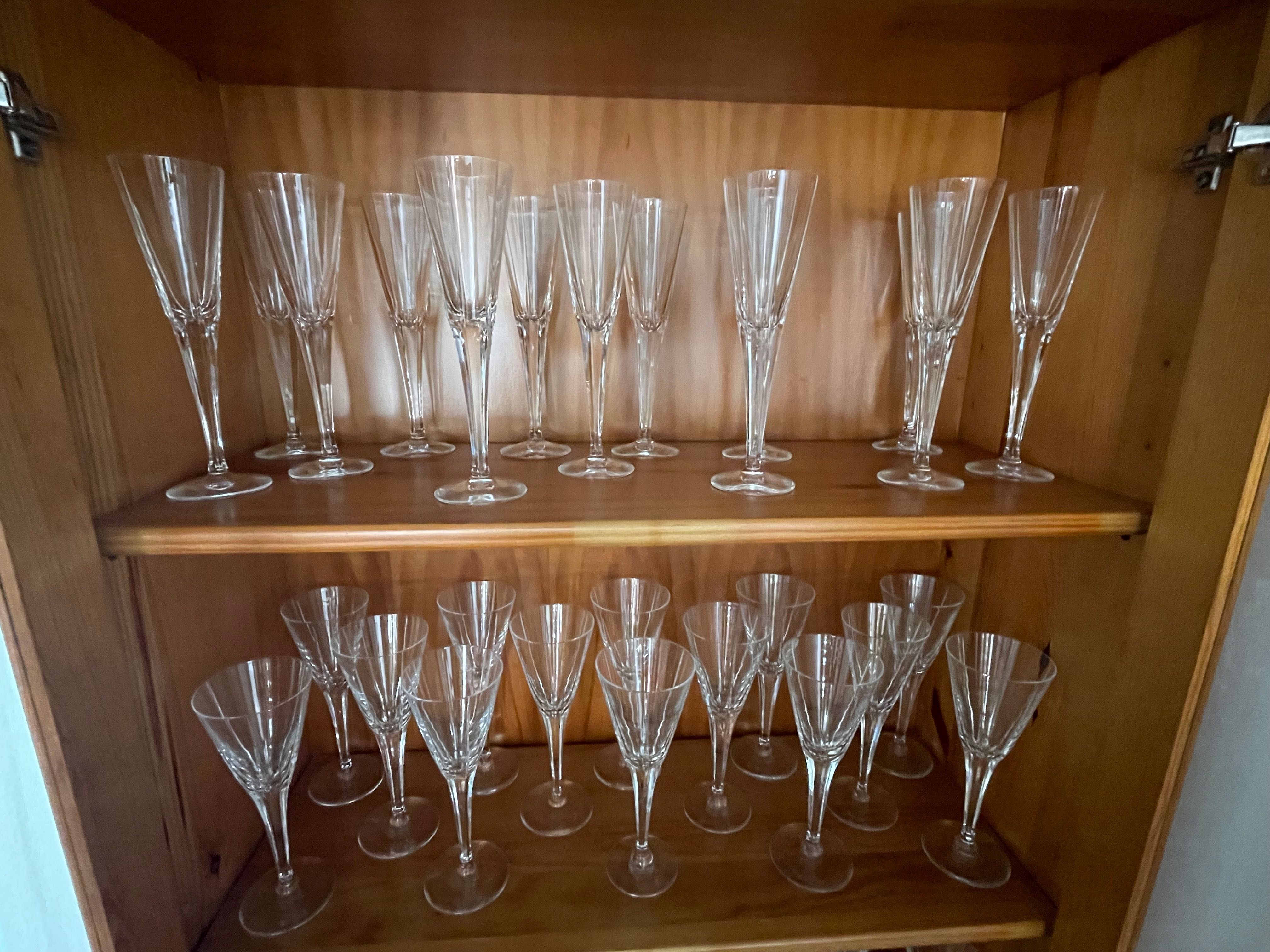 Serviço de copos de cristal para 12 pessoas