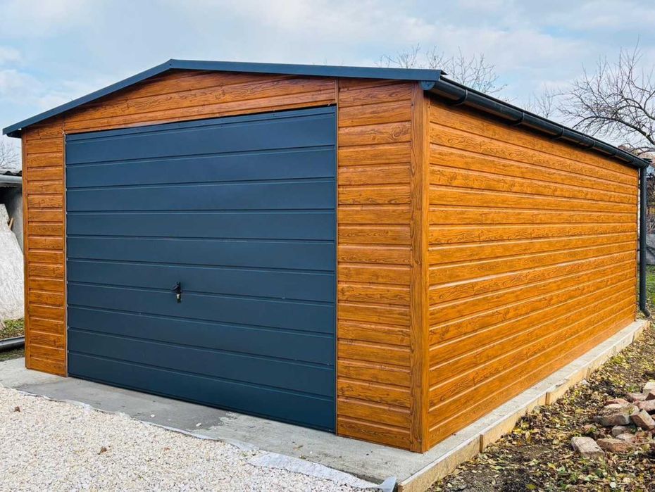 Garaż blaszany 4x6 | Złoty Dąb | Dach dwuspadowy | Brama uchylna