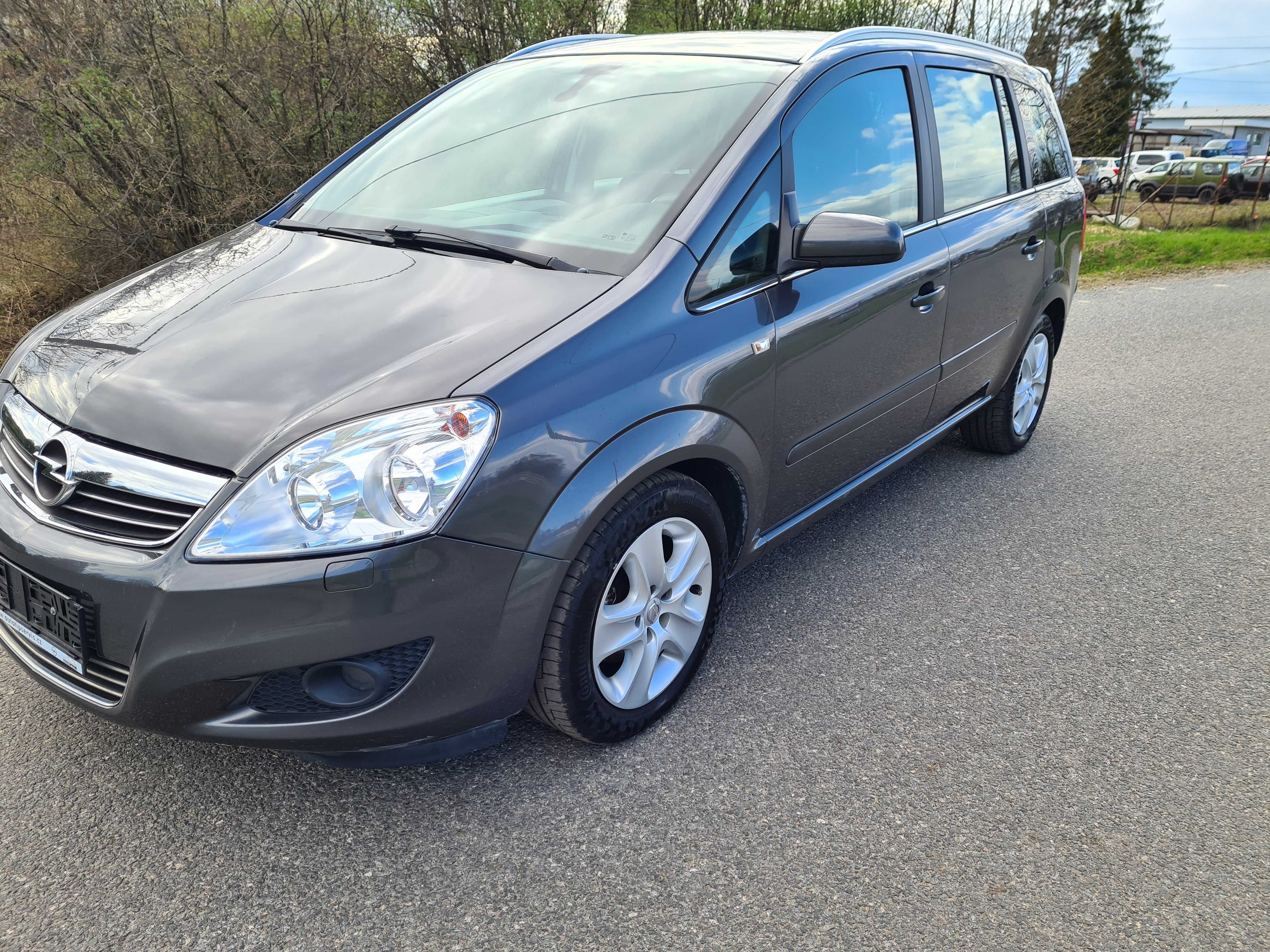 Opel zafira 1.8 benz 2009