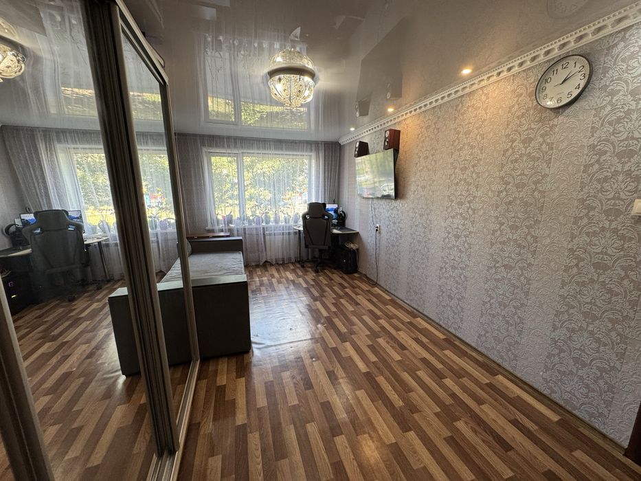 Продам 2 кімнатну квартиру