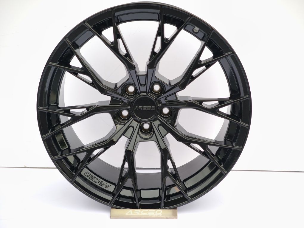 Felgi Arceo Roma 19" 5x112 różne et audi VW Mercedes