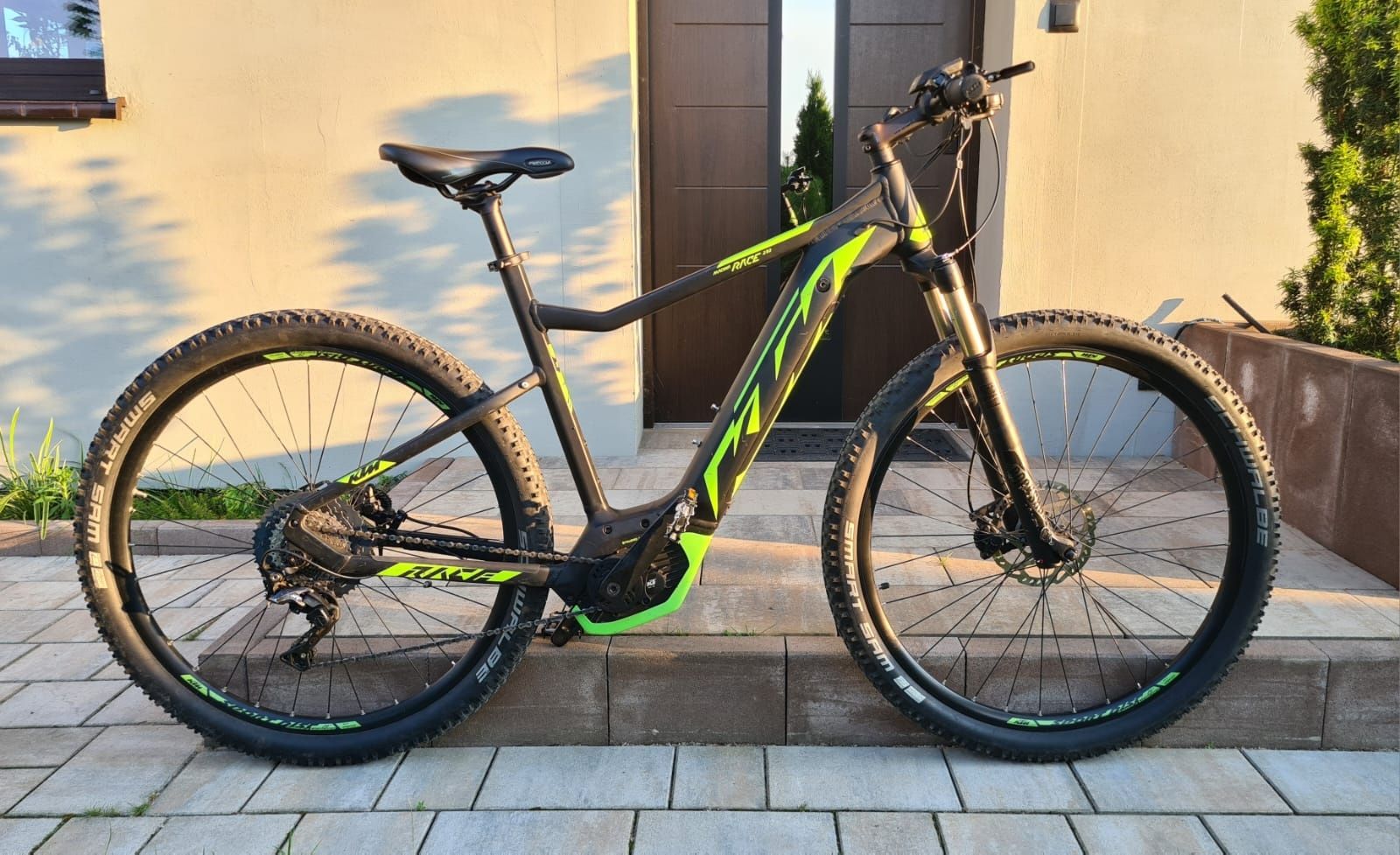 Rower elektryczny MTB KTM Macina Race 292 super stan bosch