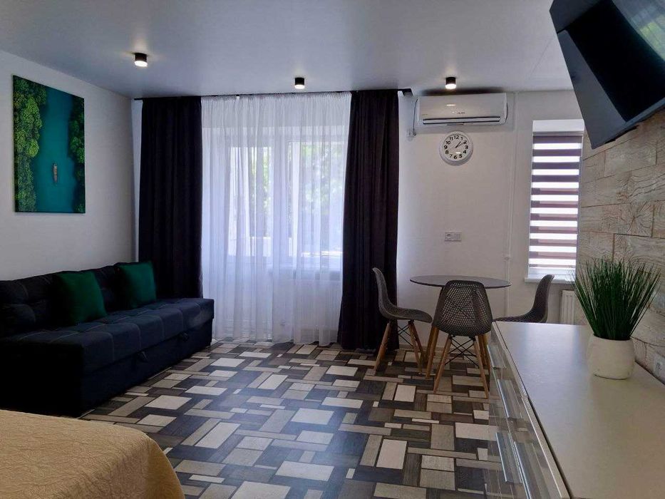 Посуточно, Центр,2-х ком, документы,стоянка, Люкс