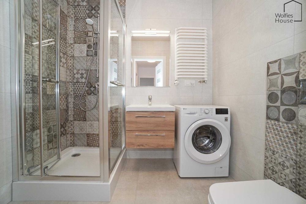 Quattro Business Park | 2 POK. + kuchnia | ENG