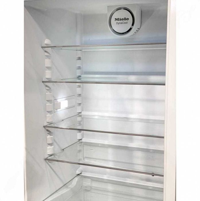 Холодильник, що вбудовується Miele KFN 37232 id