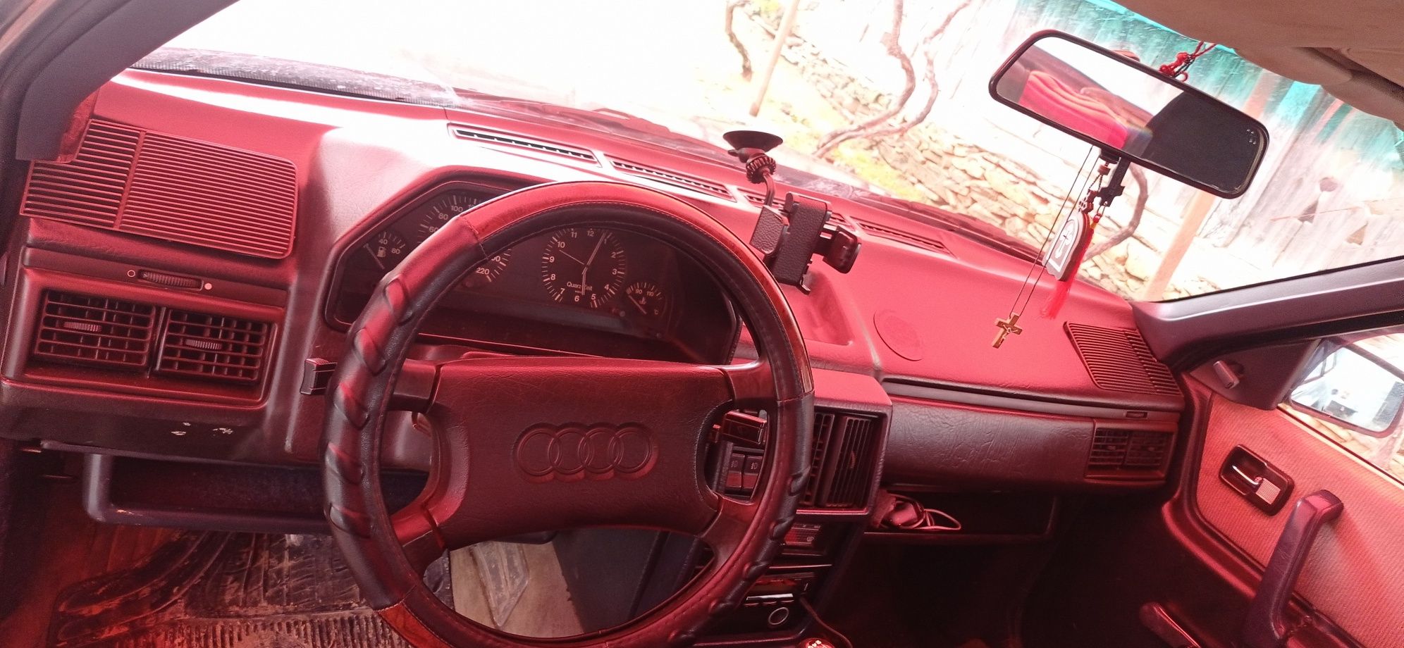 Продається Ауді 100 1.8 бензин