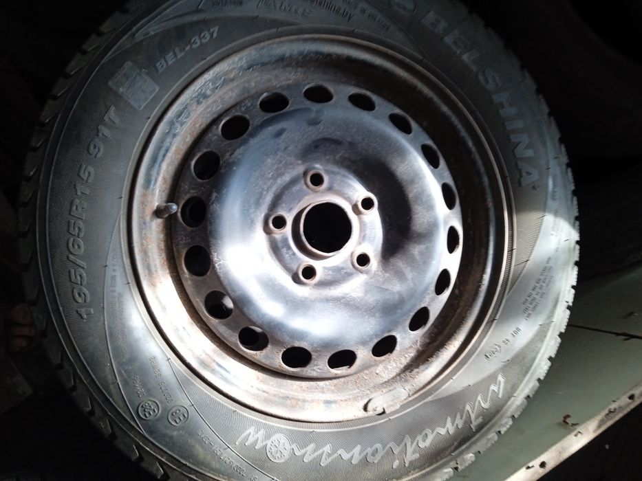 Продам зимові  шини  на дисках