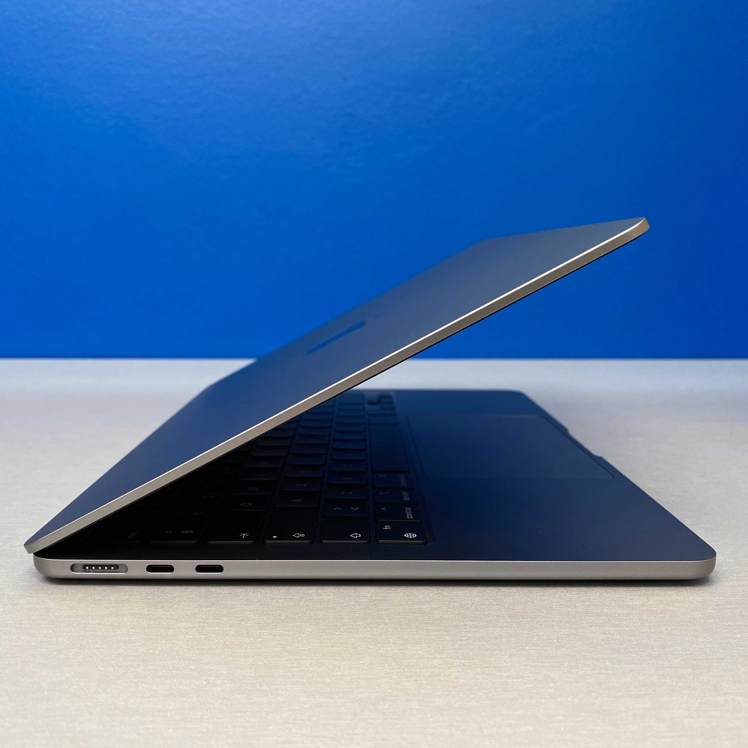 Apple MacBook Air 13.6" (2024) - M3 8-Cores/16GB/1TB SSD