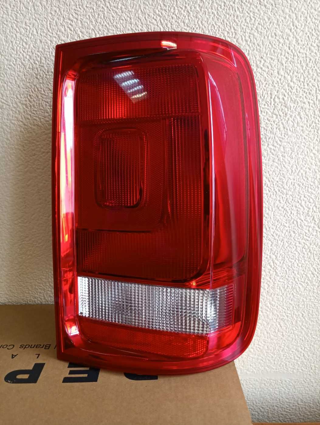 Фонарь стоп VW Amarok 2010-2012 фонари Амарок