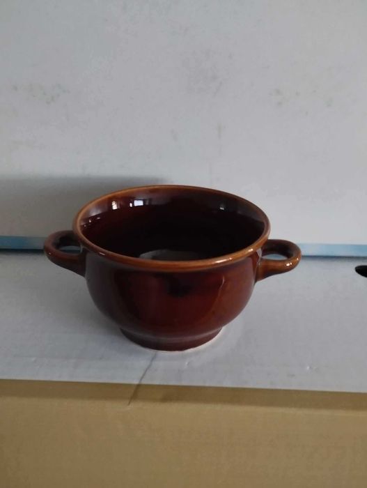 Bulionówki porcelitowe Pruszków 6 szt.