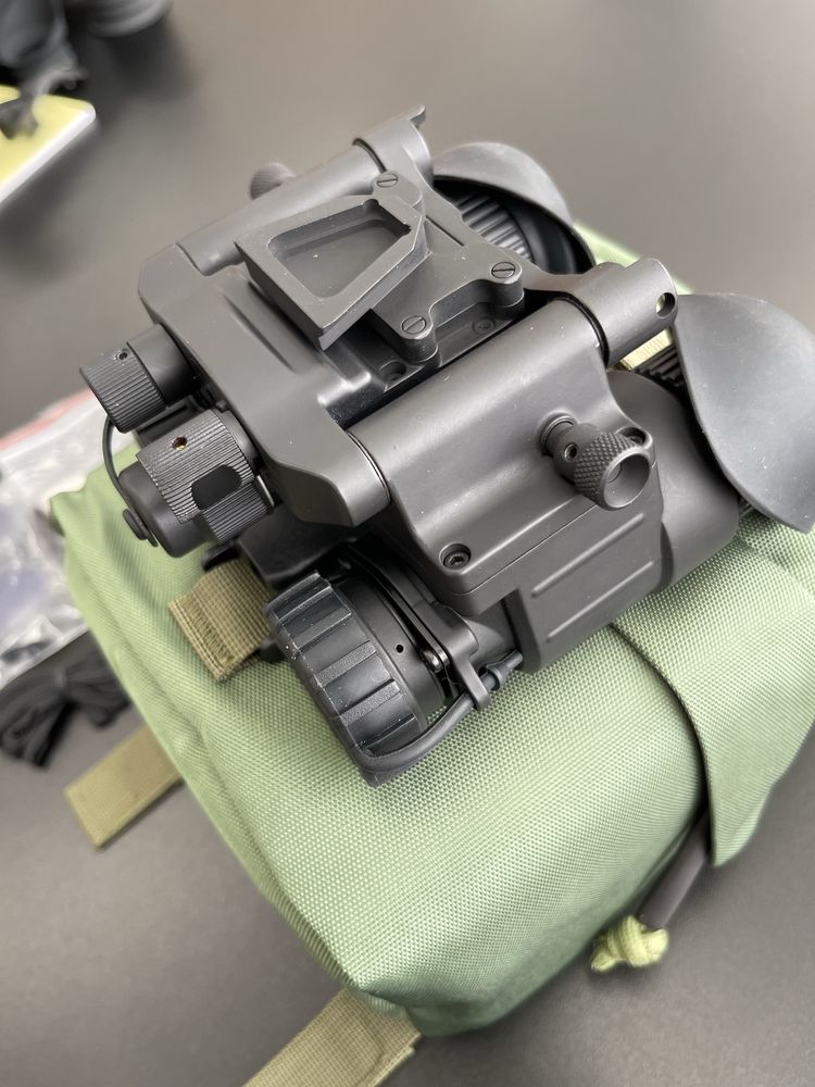 Бінокуляр нічного бачення AGM NVG-40/50 (зелений фосфор)