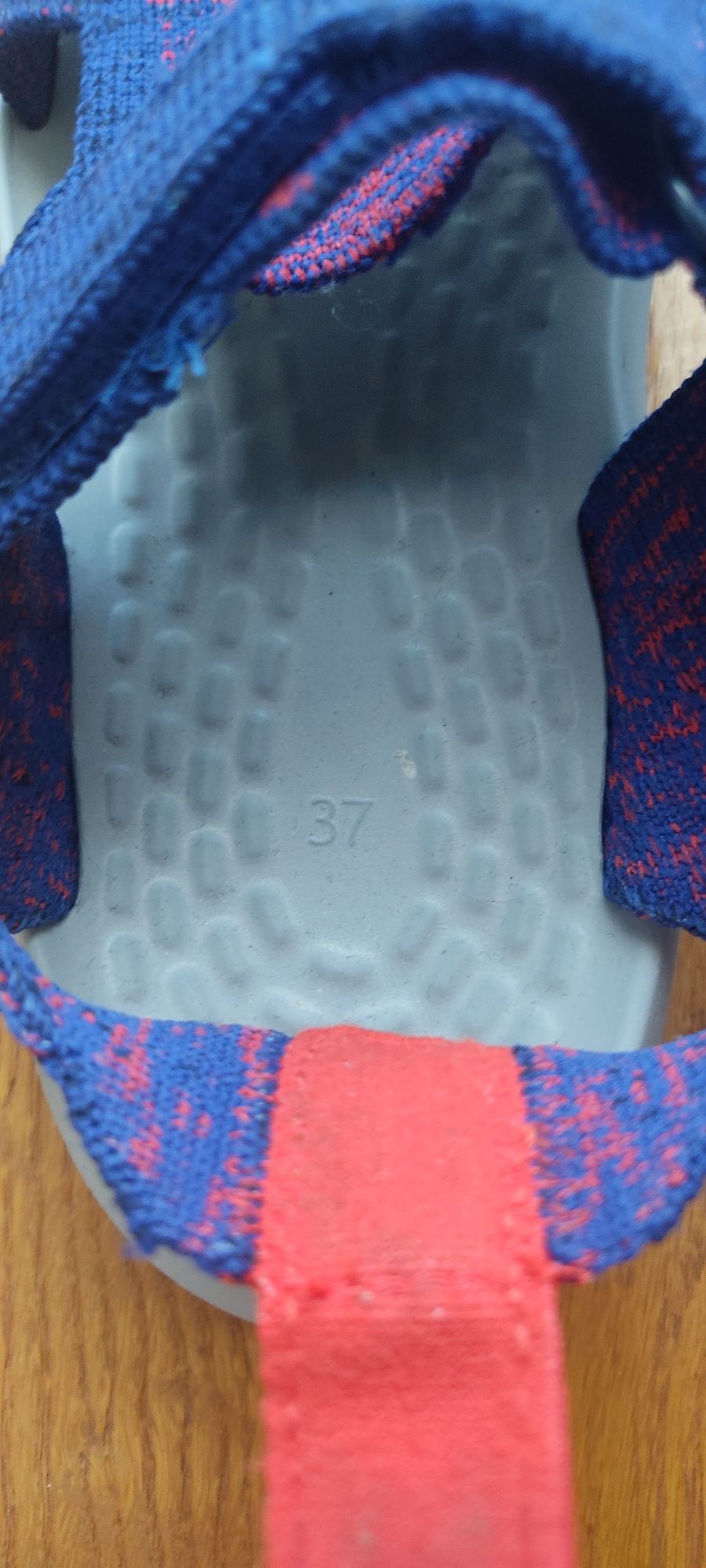 Sandały chłopięce  Decathlon quechua 37