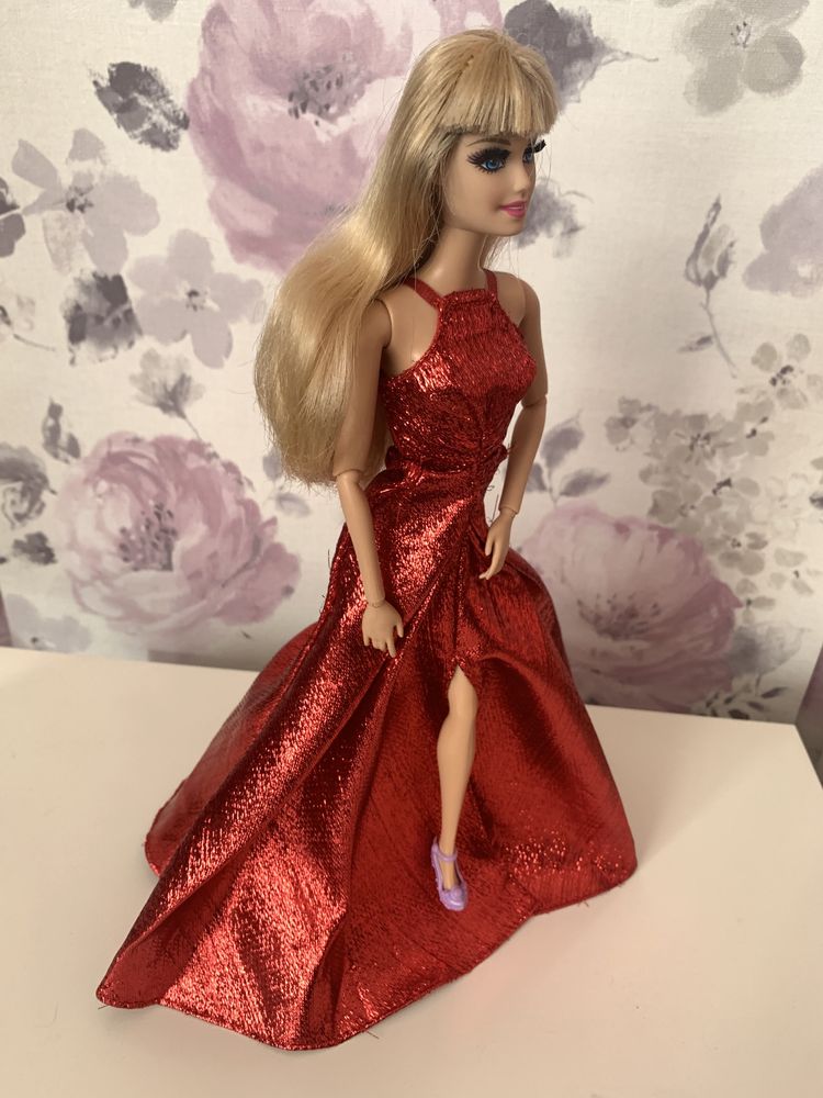 Barbie,  Holiday 2017 sukienka