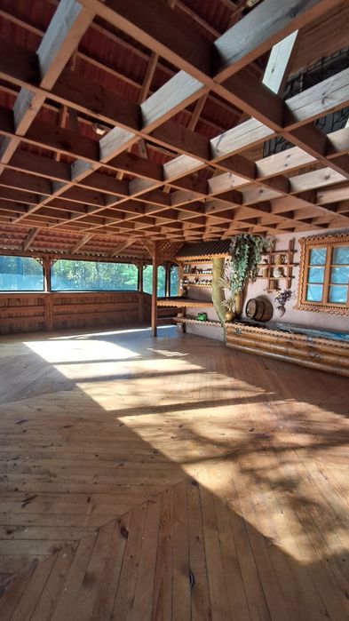 Продам комерційне приміщення в центрі с.Селише