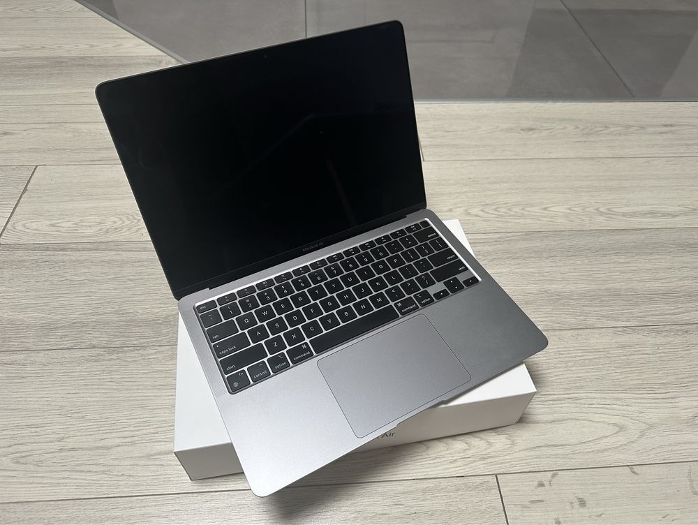 Macbook M1 air 16gb/256gb 13 cali A2337 zestaw