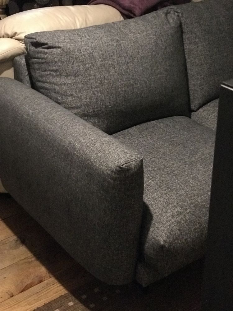 Sofa dwuosobowa nierozkładana