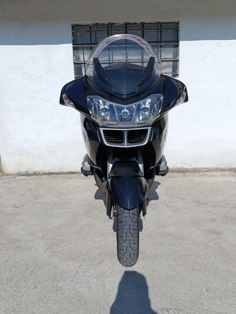 BMW R1200RT com radio