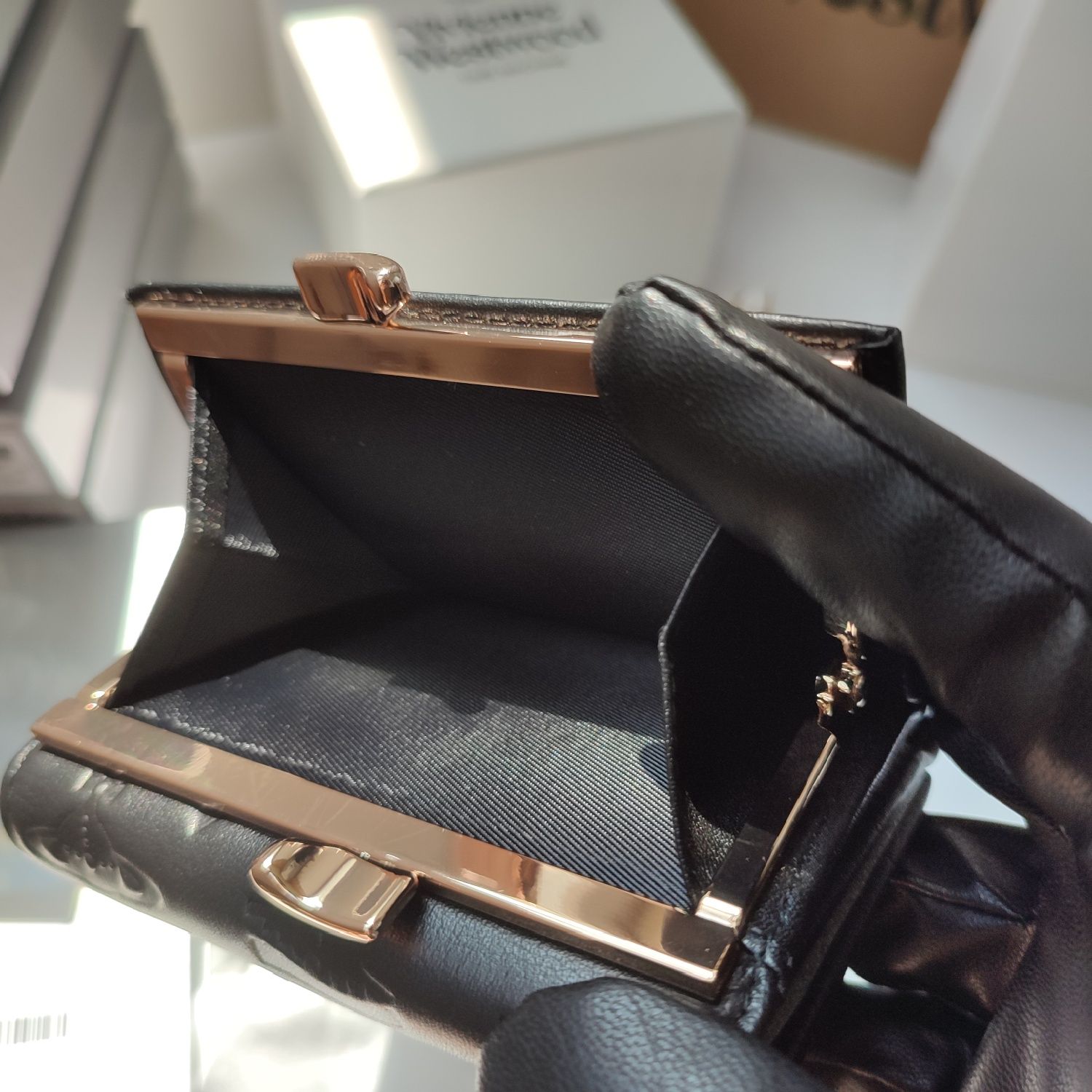 Оригінальний гаманець Vivienne Westwood  шкіряний чорний монетниця