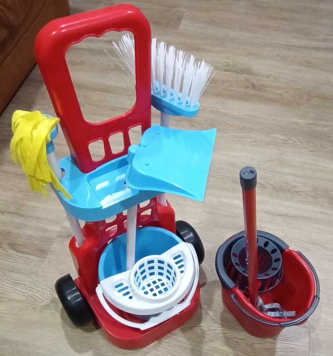Carrinho de Limpeza Infantil
