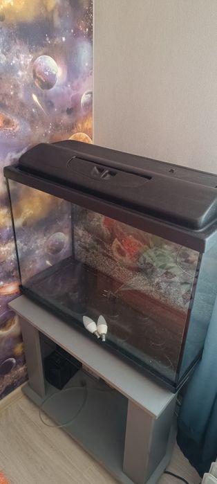 Продам аквариум на 100л
