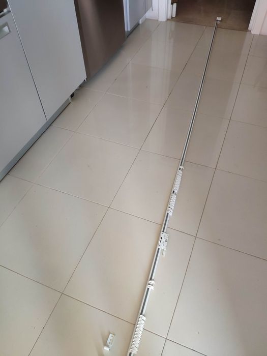 AGORA €10 Varão EXTENSÍVEL para cortinados até 395cm