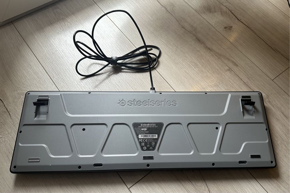 Klawiatura steelseries apex 100 keyboard
