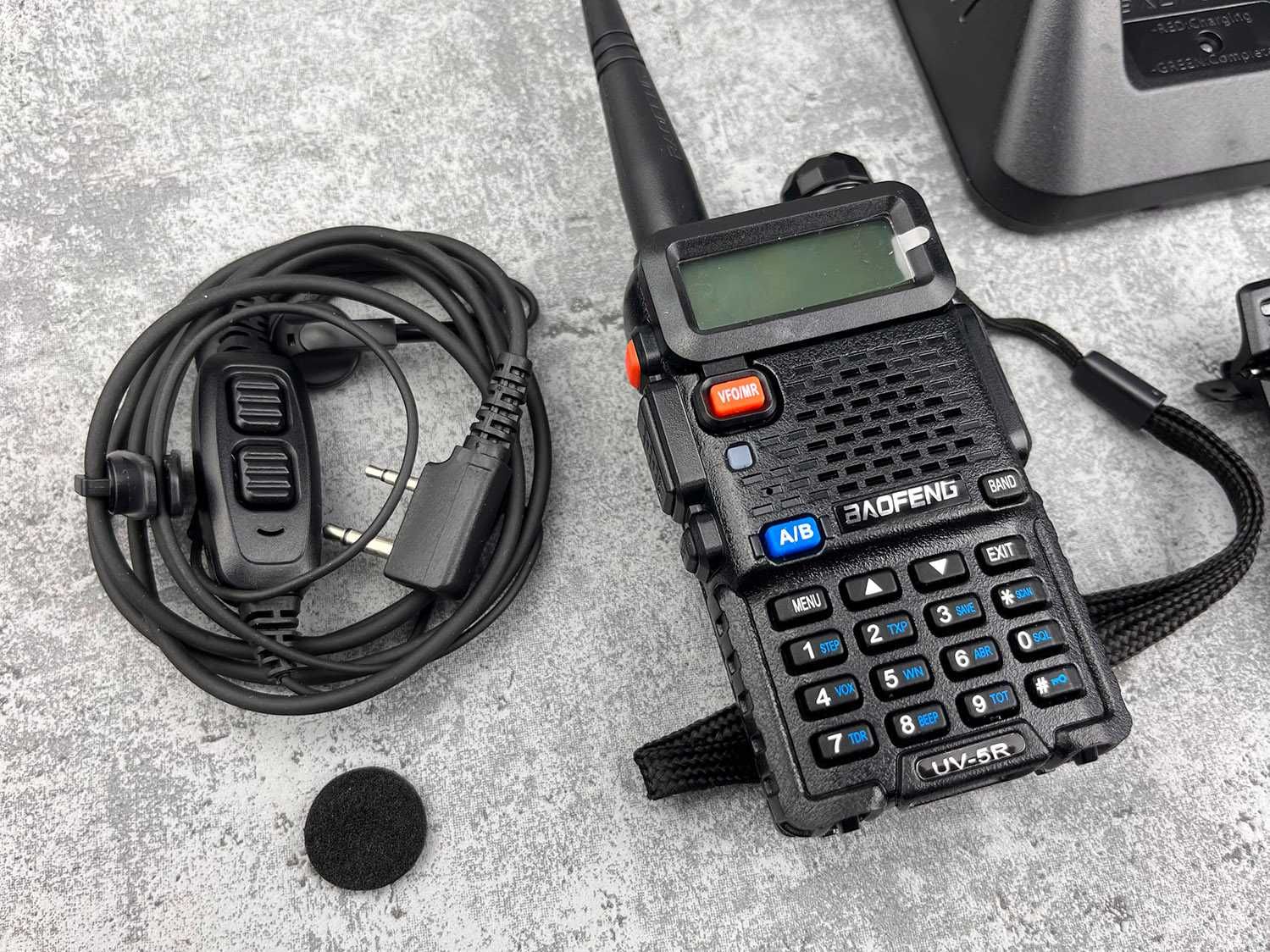 NOWY radiotelefon Baofeng UV-5R HT 5W PMR +słuchawka/mikrofon POZNAŃ