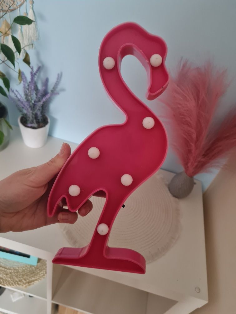 Stojąca lampka flaming na baterie