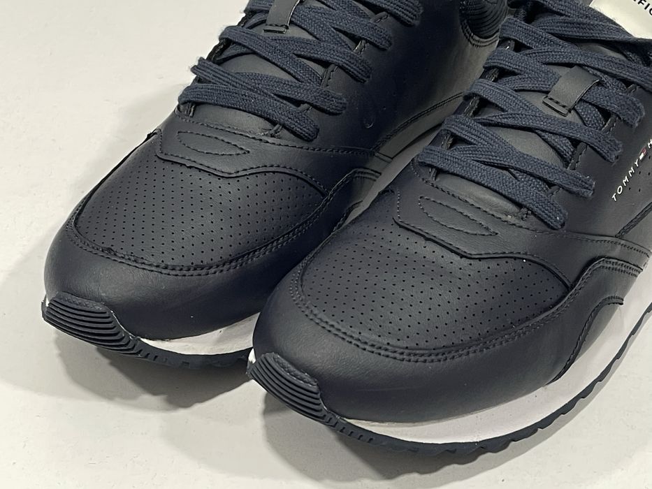 TOMMY HILFIGER 43 27.5см.  Кросівки