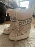 Moon boot sniegowce 36 37 38 wiazane zimowe cieple buty moonboots
