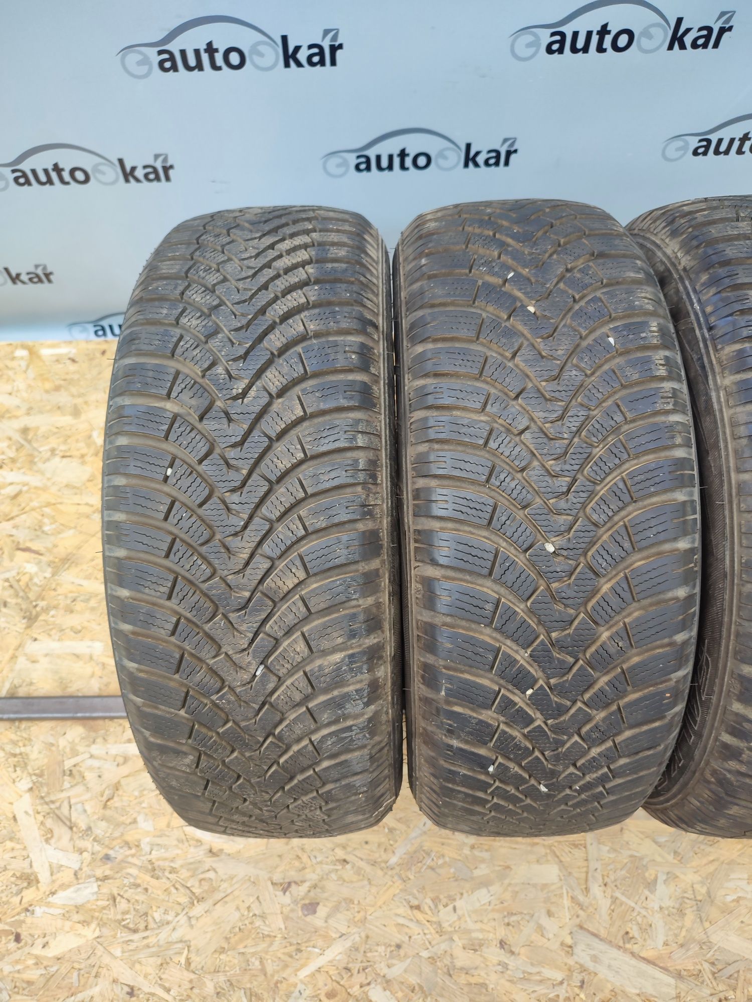 Шини 205/60R16 Falken супер стан