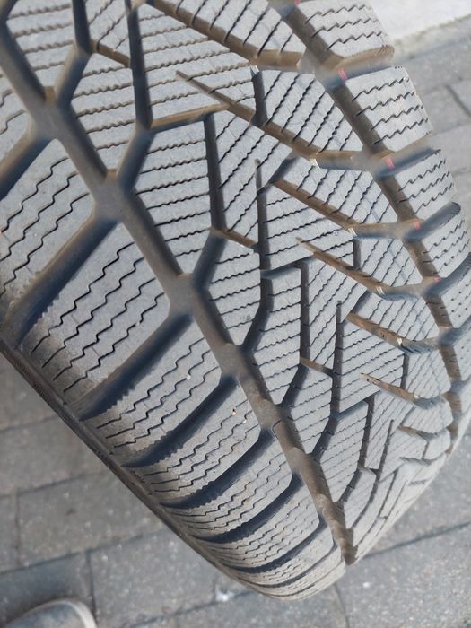 Koła zimowe R16 opony 2024 r. Uniroyal 205 55 R16 91H VW Skoda Audi