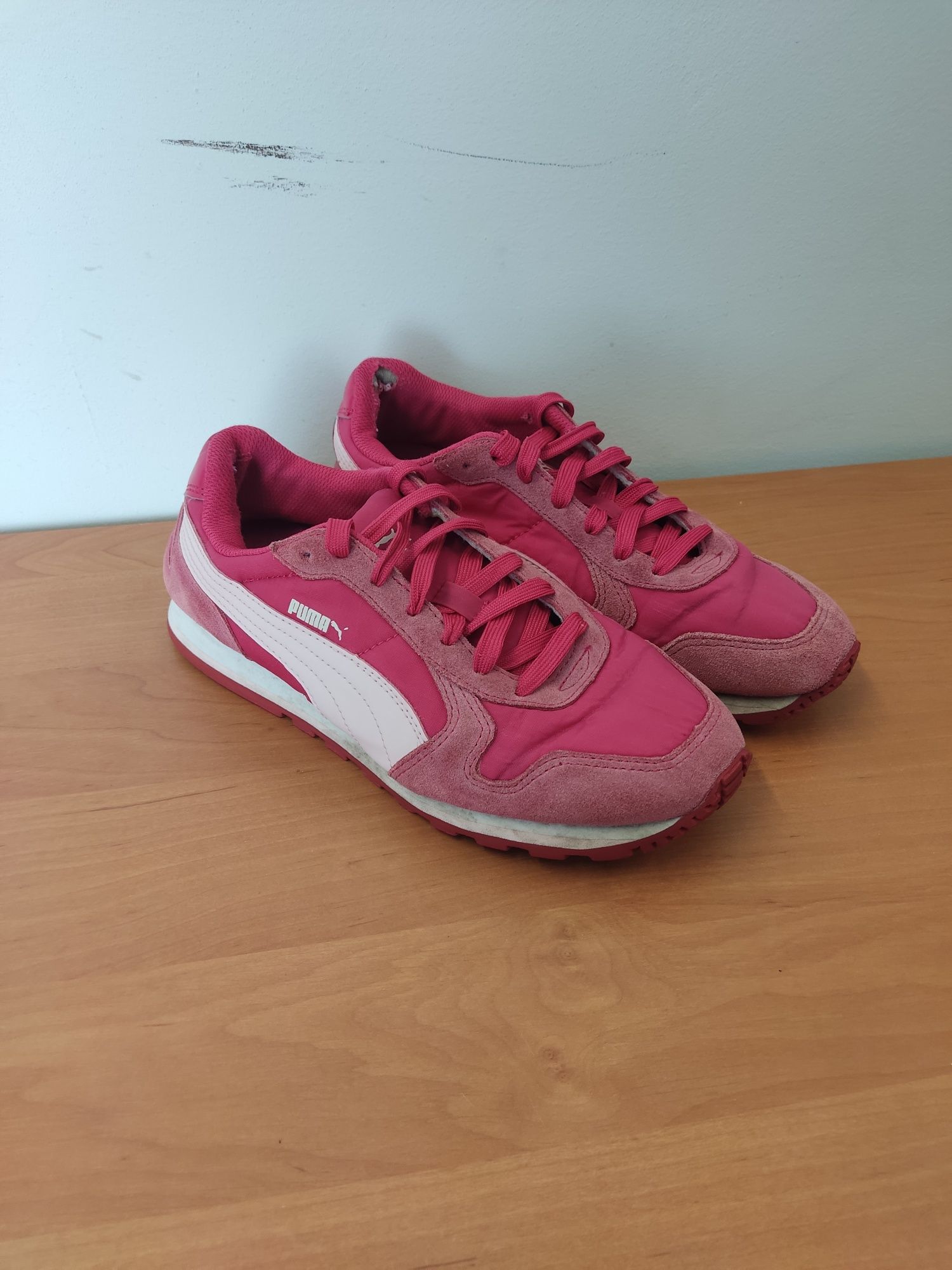 Buty Puma damskie rozmiar 38,5 st runner różowe sportowe