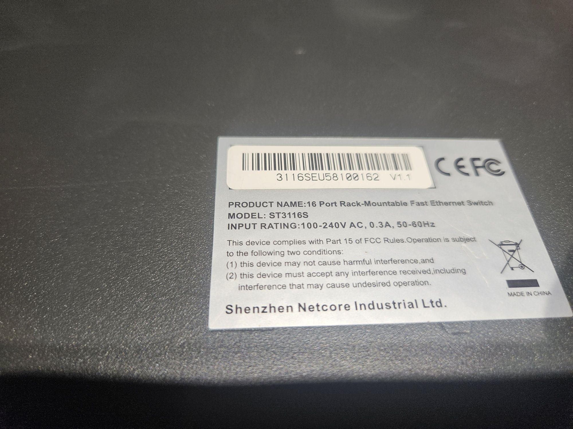 Switch niezarządzalny netis st3116s