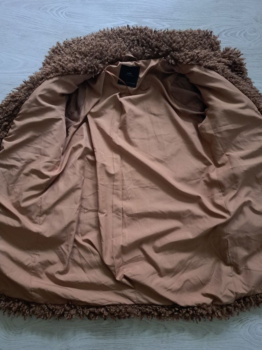 Płaszcz typu miś teddy baranek Zara r. xs