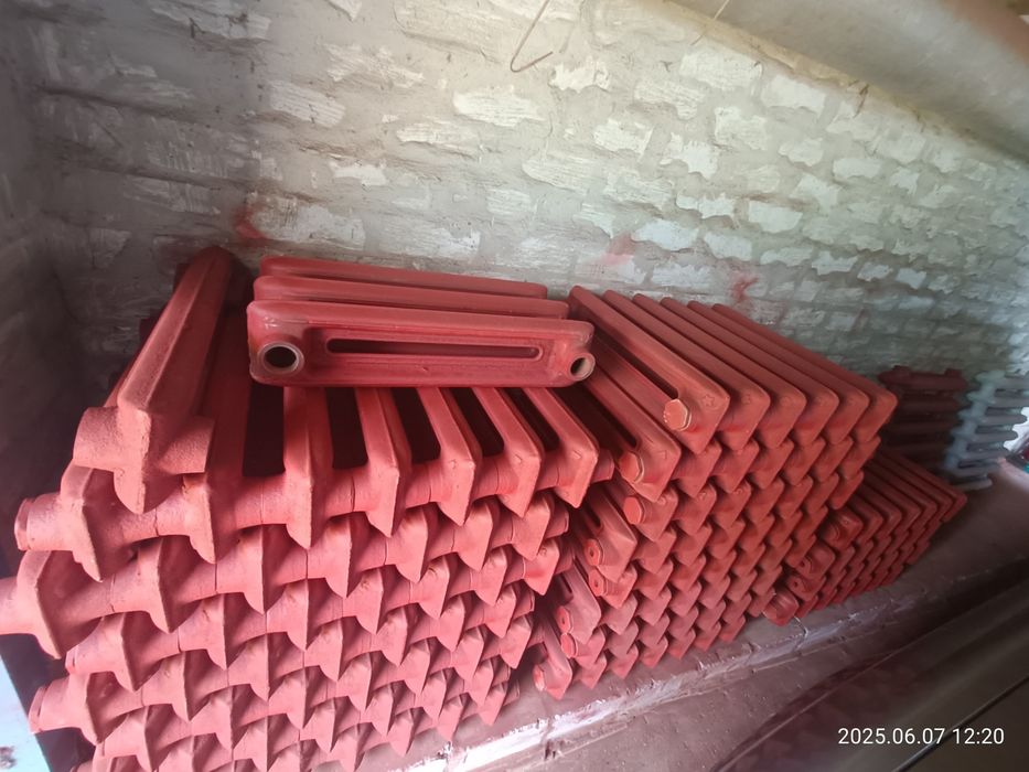 Чугунні радіатори/чавунні батареї/чугунные радиаторы/чугунные батареи