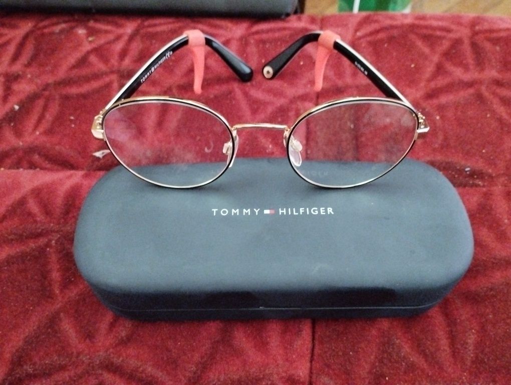 Okulary korekcyjne Tommy Hilfiger