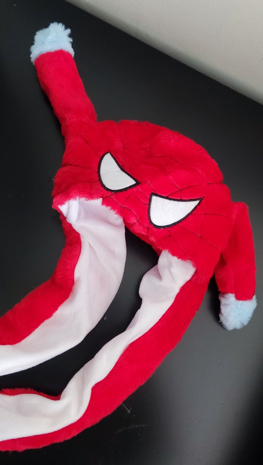 Czapka Spiderman ruchome uszy
